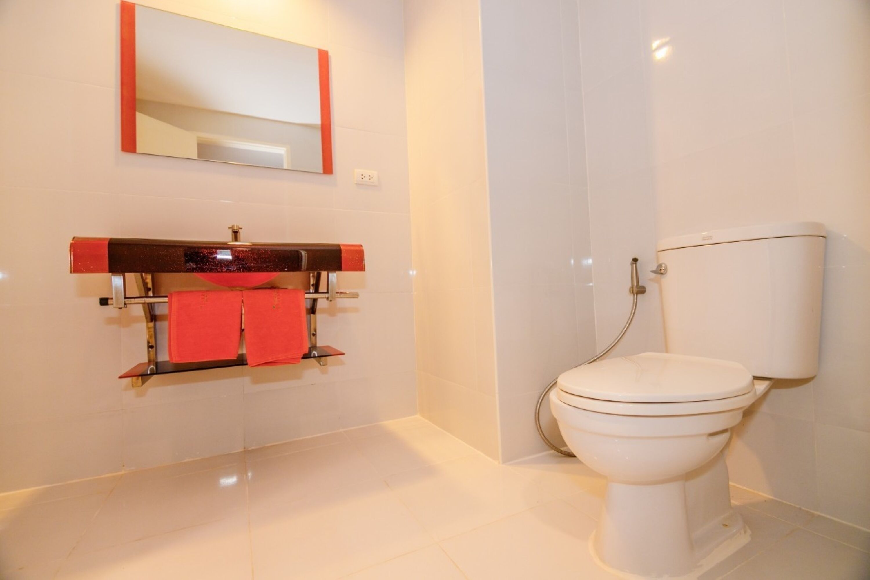 superior twin room | desk, free wifi, bed sheets