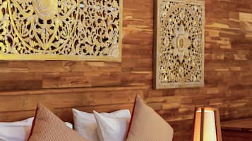 One Bedroom Private Pool Villa | Ropa de cama de alta calidad y caja de seguridad en la habitación