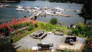 Marina - Tofino Swell Lodge (Tofino)