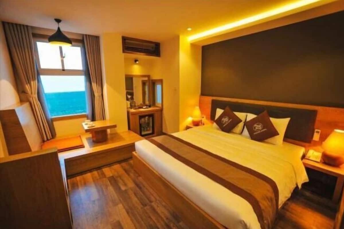 1 bedroom, minibar, in-room safe, free WiFi