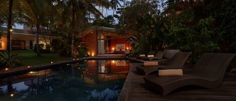 Alberca al aire libre