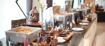 Adhiwangsa Hotel & Convention Hall