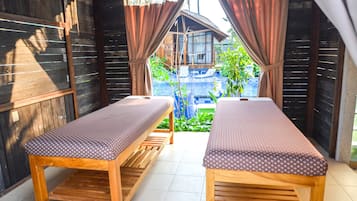 Liệu pháp quấn ủ cơ thể, tẩy tế bào chết, liệu pháp ấn huyệt đạo