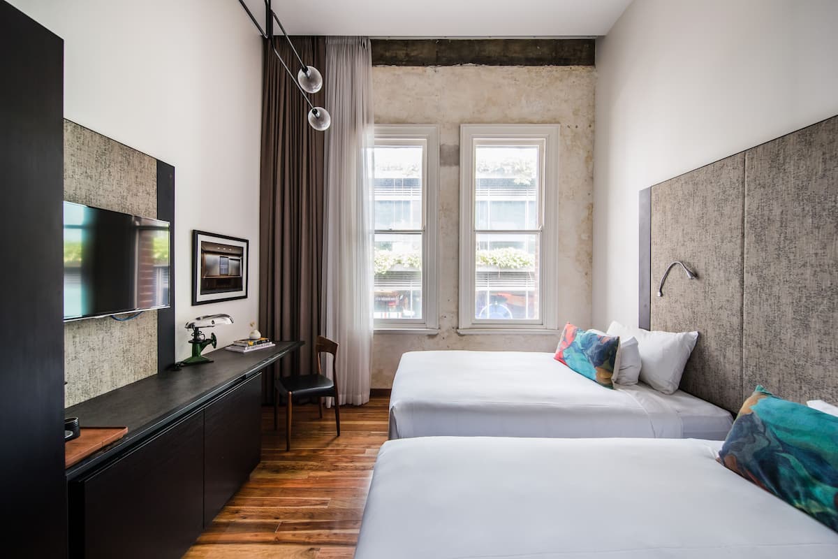 Ropa de cama de alta calidad, cubrecamas y colchones con pillow-top