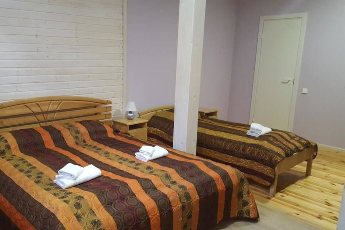 Minibar, desk, soundproofing, cots/infant beds