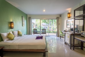 Superior Room | Minibar, két bảo mật tại phòng, bàn, màn/rèm cản sáng 
