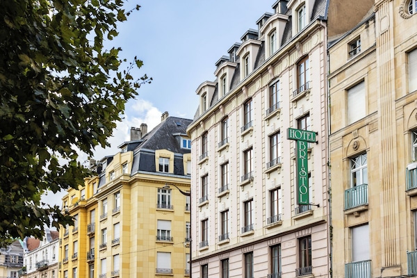 Façade de lâhĂ©bergement