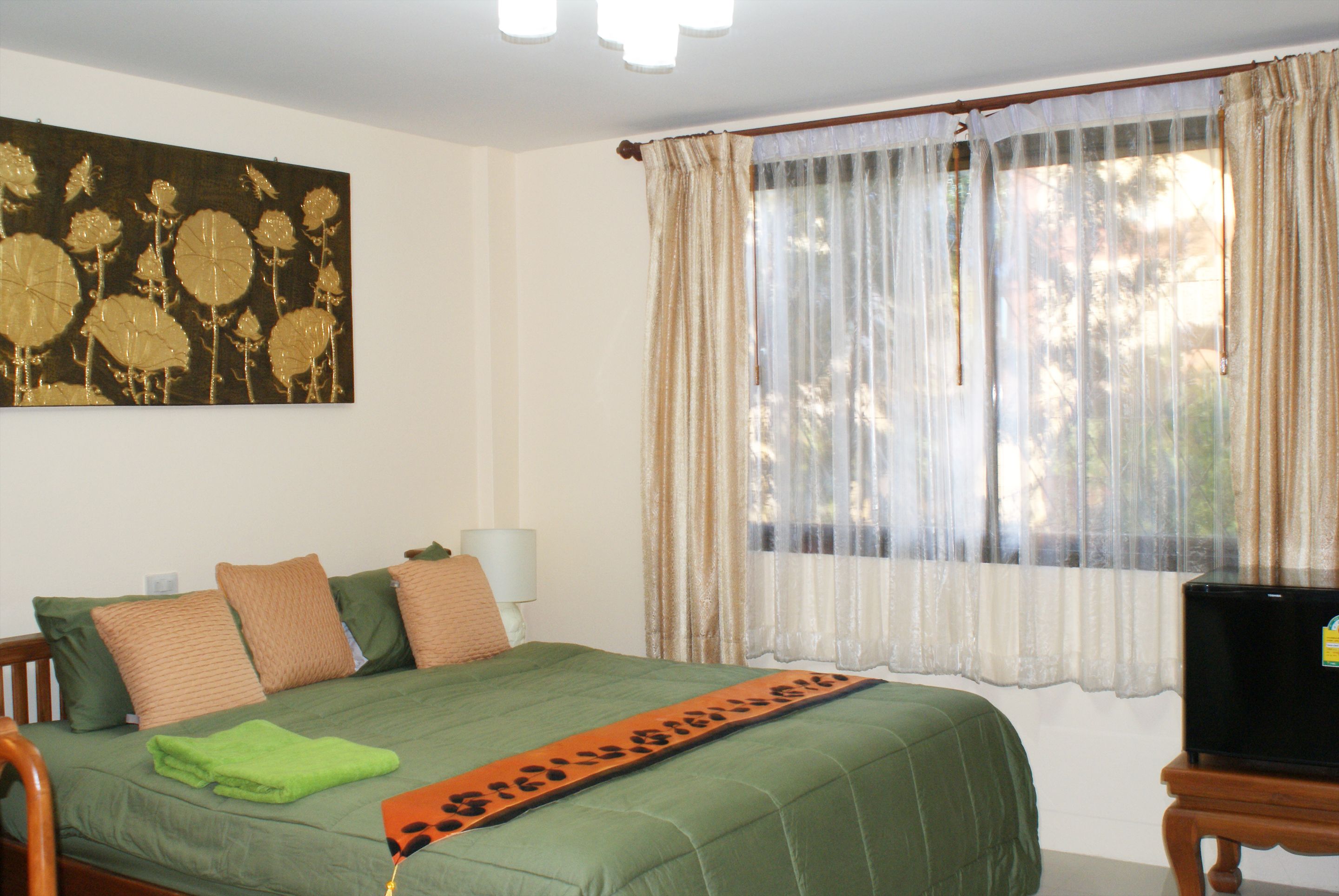 Habitación superior (Superior Room (without car park)) | Escritorio, camas supletorias, wifi gratis