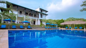 Piscina externa