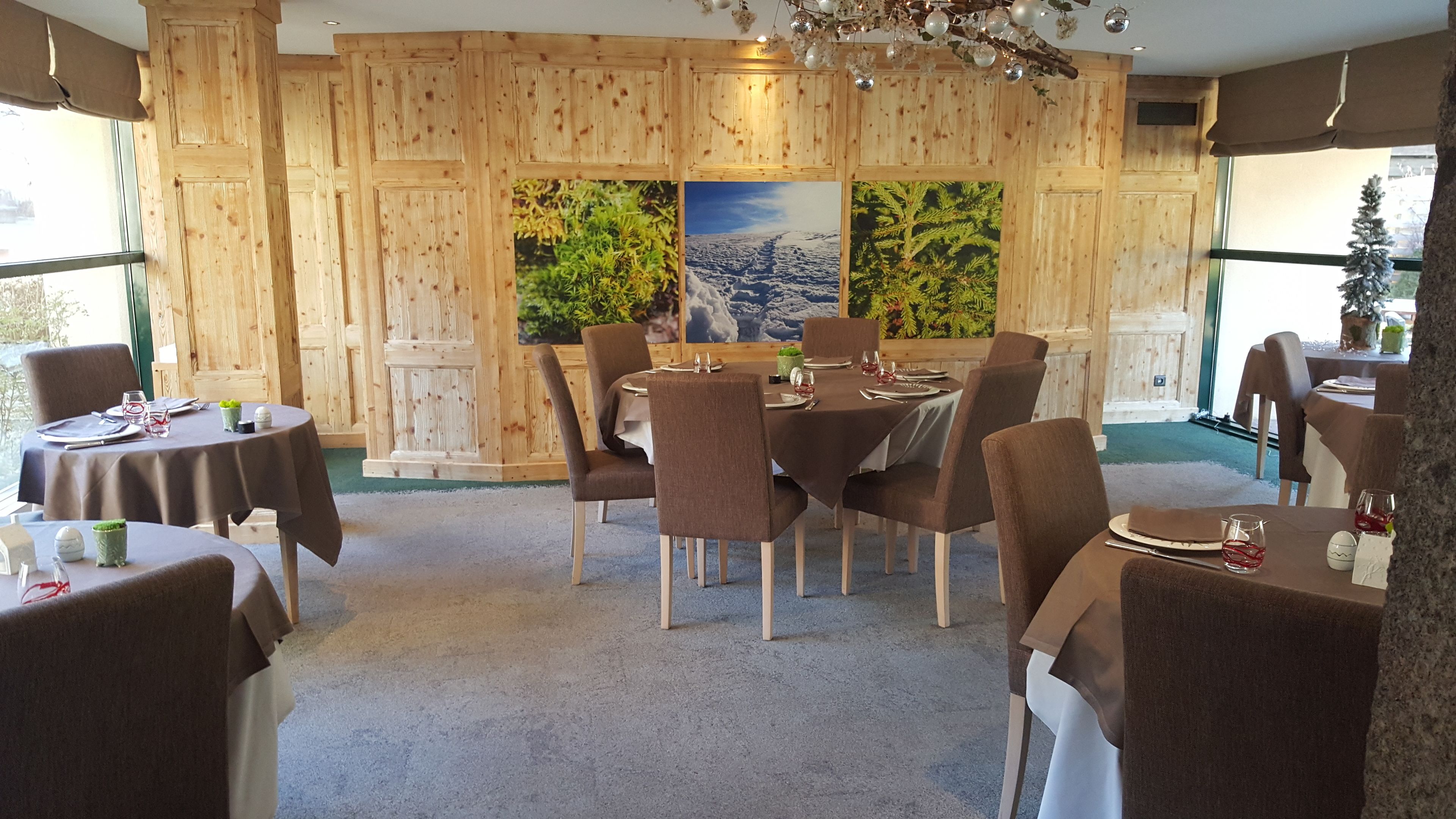 lunch and dinner served, french cuisine