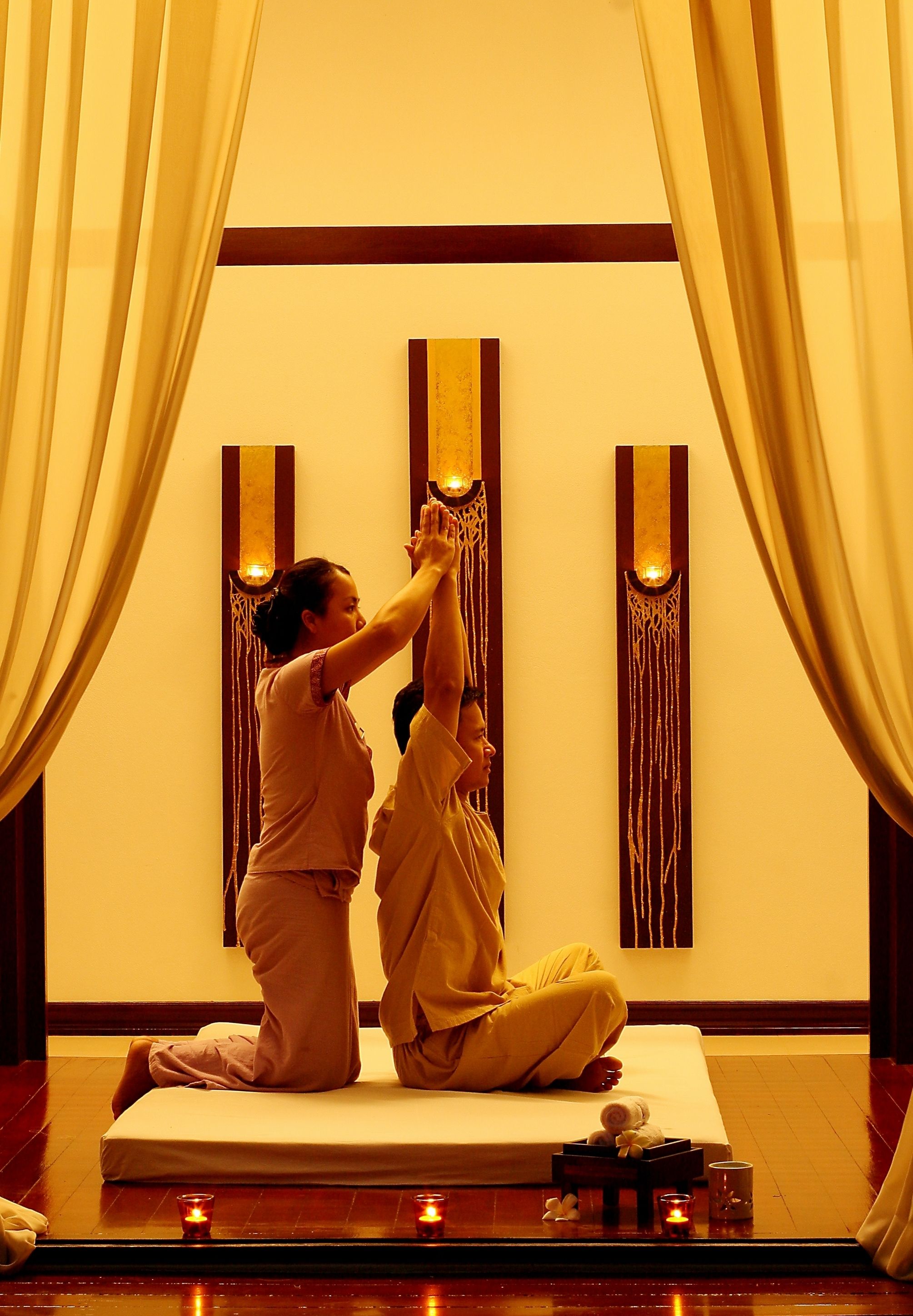 couples treatment room(s), sauna, steam room, body treatments