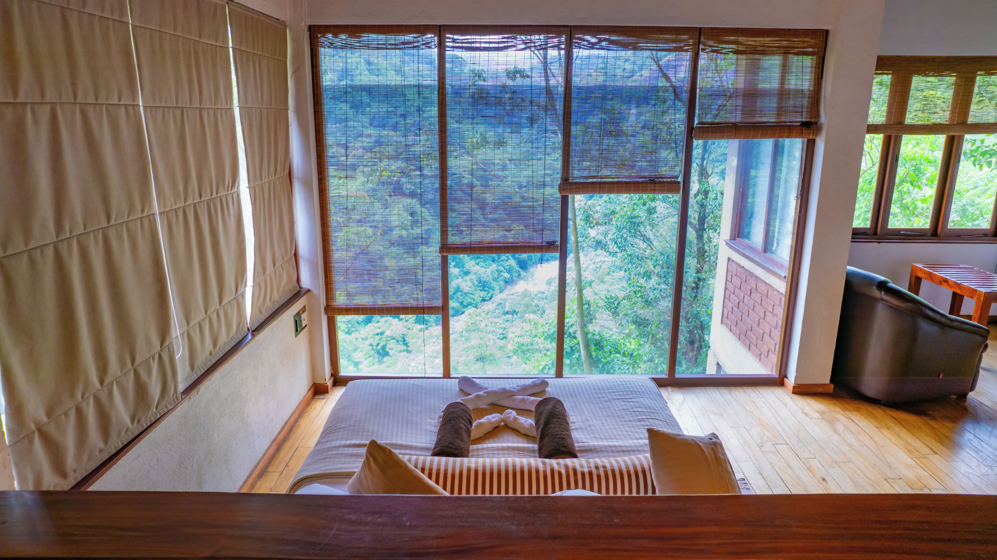 exclusive cottage, river view, mountainside | egyptian cotton sheets, premium bedding, pillow-top beds, minibar