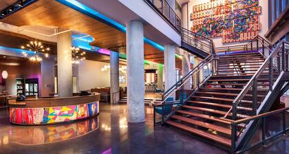Aloft by Marriott, Boston Seaport District
