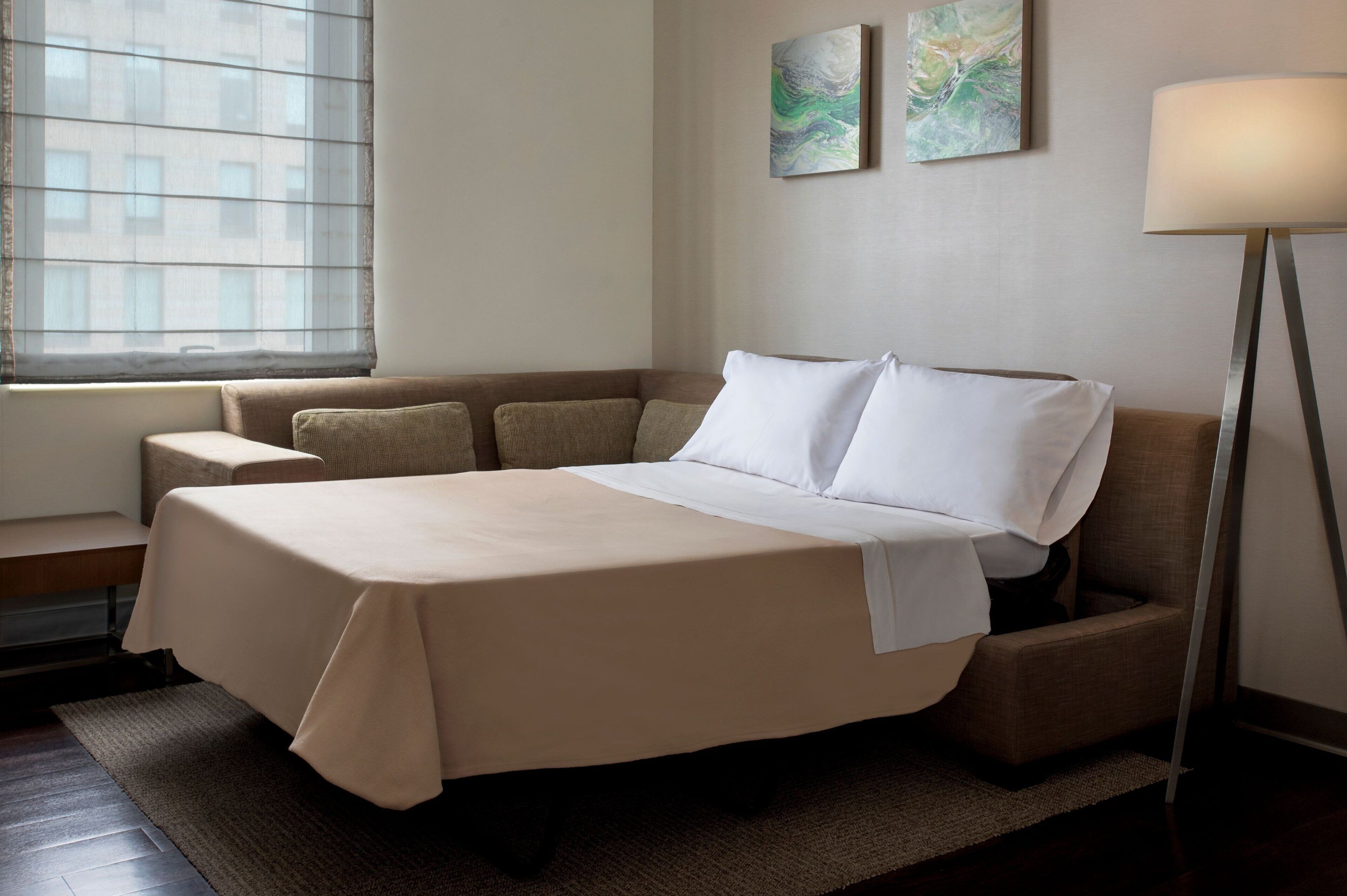 1 bedroom, pillow-top beds, in-room safe, desk