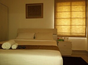 Phòng Tiêu chuẩn, 1 giường cỡ king | Bộ đồ giường cao cấp, minibar, két bảo mật tại phòng, bàn