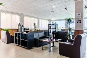 Lobby sitting area - Hotel Gran Playa (Santa Pola)