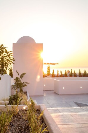 Property grounds - Lindos White Hotel & Suites (Rhodes)