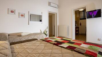 Basic-Studio, 1 Schlafzimmer, Küche, Erdgeschoss