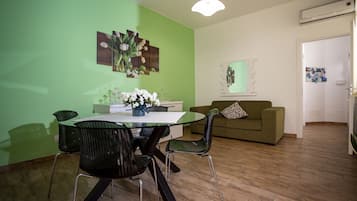 28-Zoll-Flachbildfernseher mit Digitalempfang, Fernseher