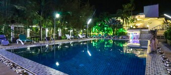 Natural Beach Hotel Pattaya