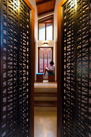 Interior - Nisala Villa (Harispattuwa)