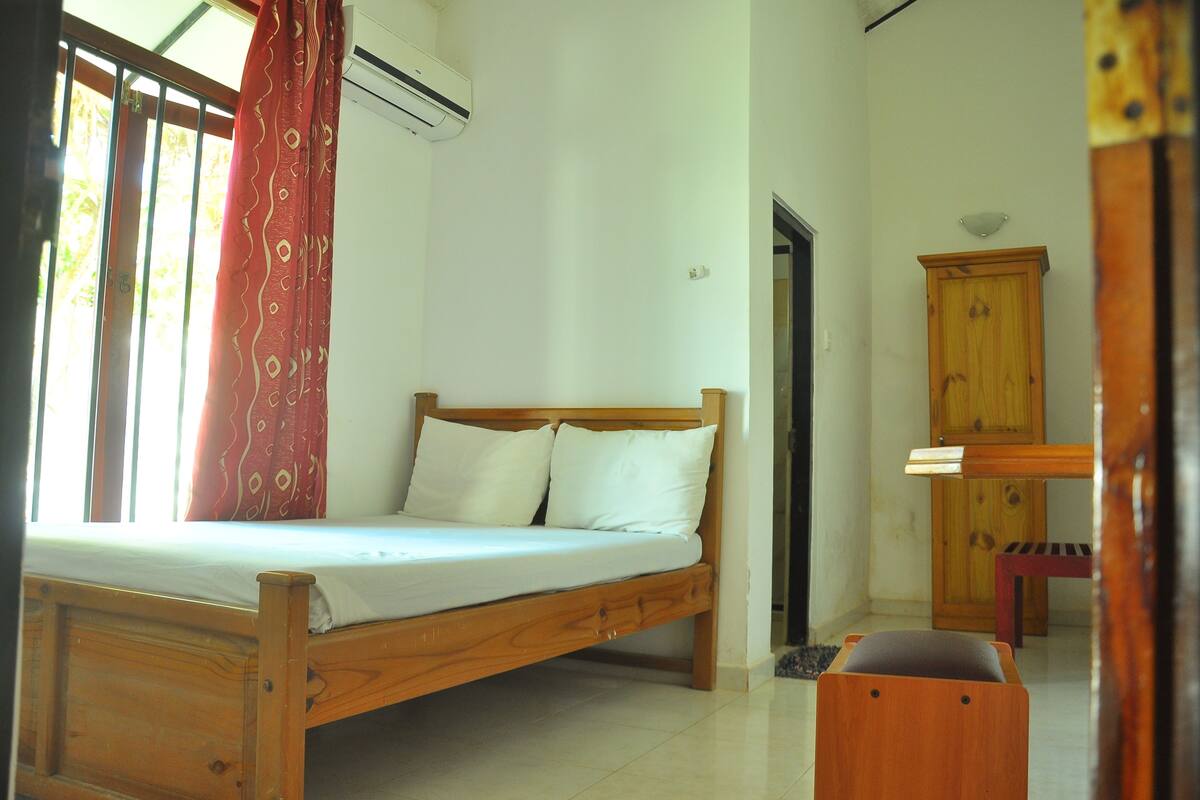 Standaard eenpersoonskamer, 1 eenpersoonsbed, uitzicht op oceaan | Een kluis op de kamer, gratis babybedden, extra bedden, gratis wifi