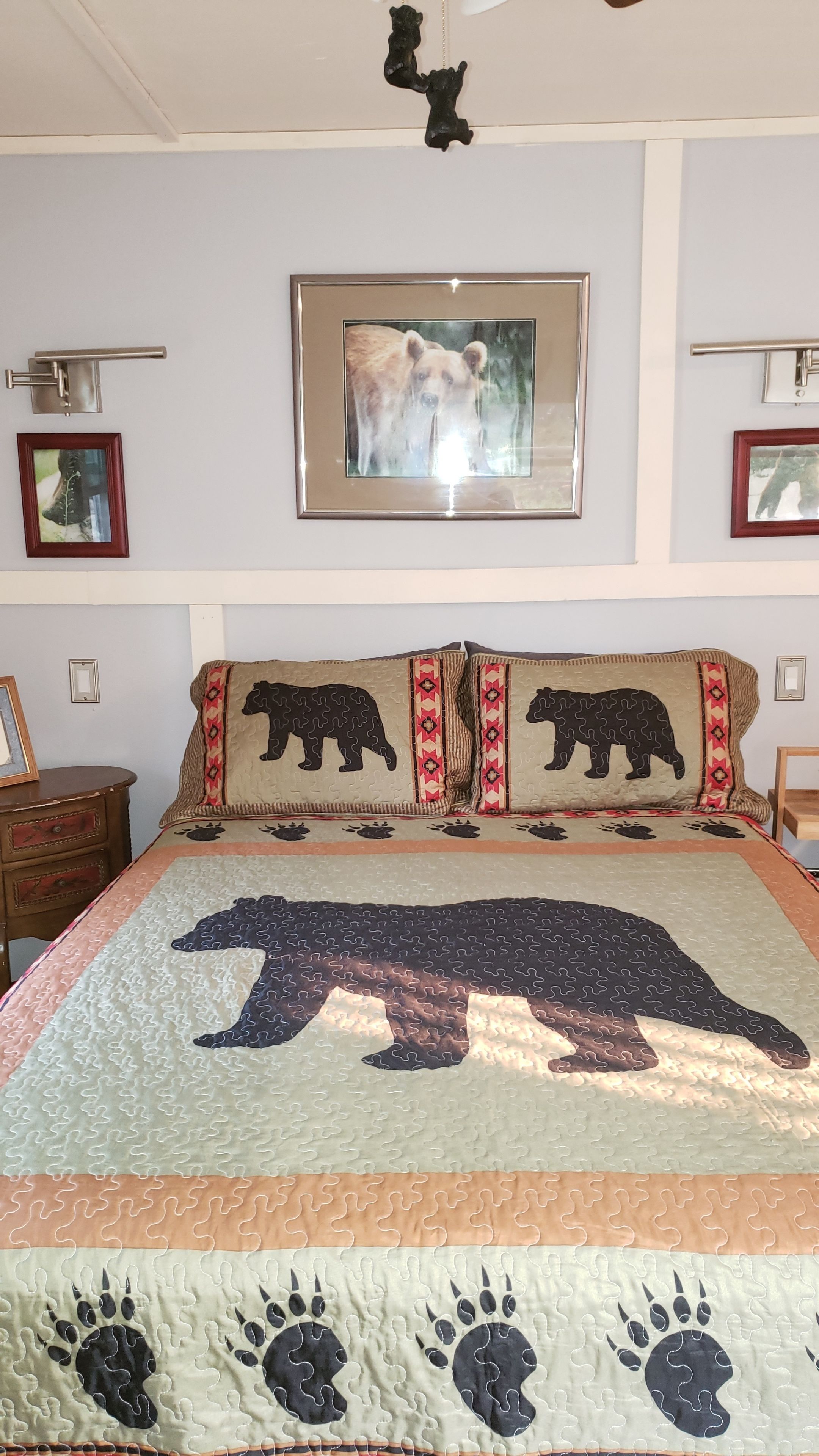 Cabaña, 1 cama Queen size y sofá cama (Mooseberry) | Camas con pillow-top, tabla de planchar con plancha y wifi gratis 