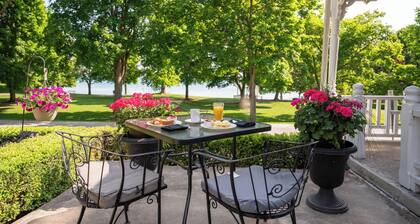 The Old Bank House Bed & Breakfast