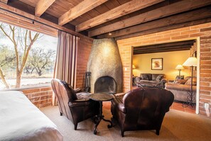 Deluxe Room, 2 Queen Beds (Road Runner Ridge Casita Deluxe 2 Q) | Living area - Tanque Verde Ranch (Tucson)