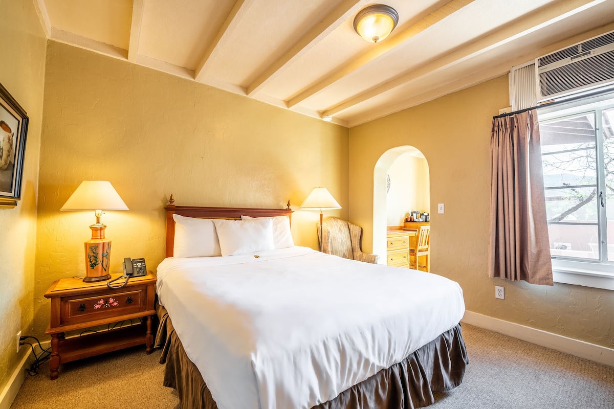 In-room safe, iron/ironing board, free WiFi, bed sheets