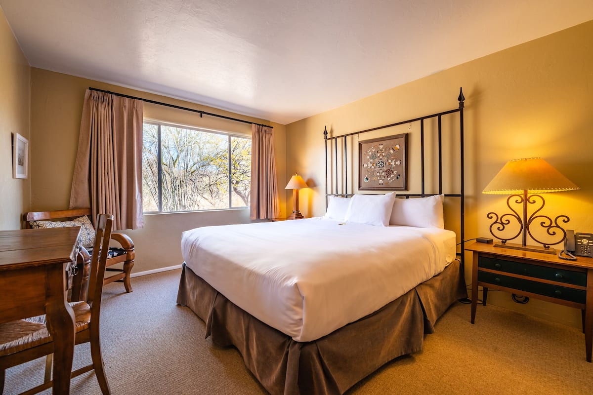 Room (Quail Hollow Casita 1 Bedroom) | In-room safe, iron/ironing board, free WiFi, bed sheets