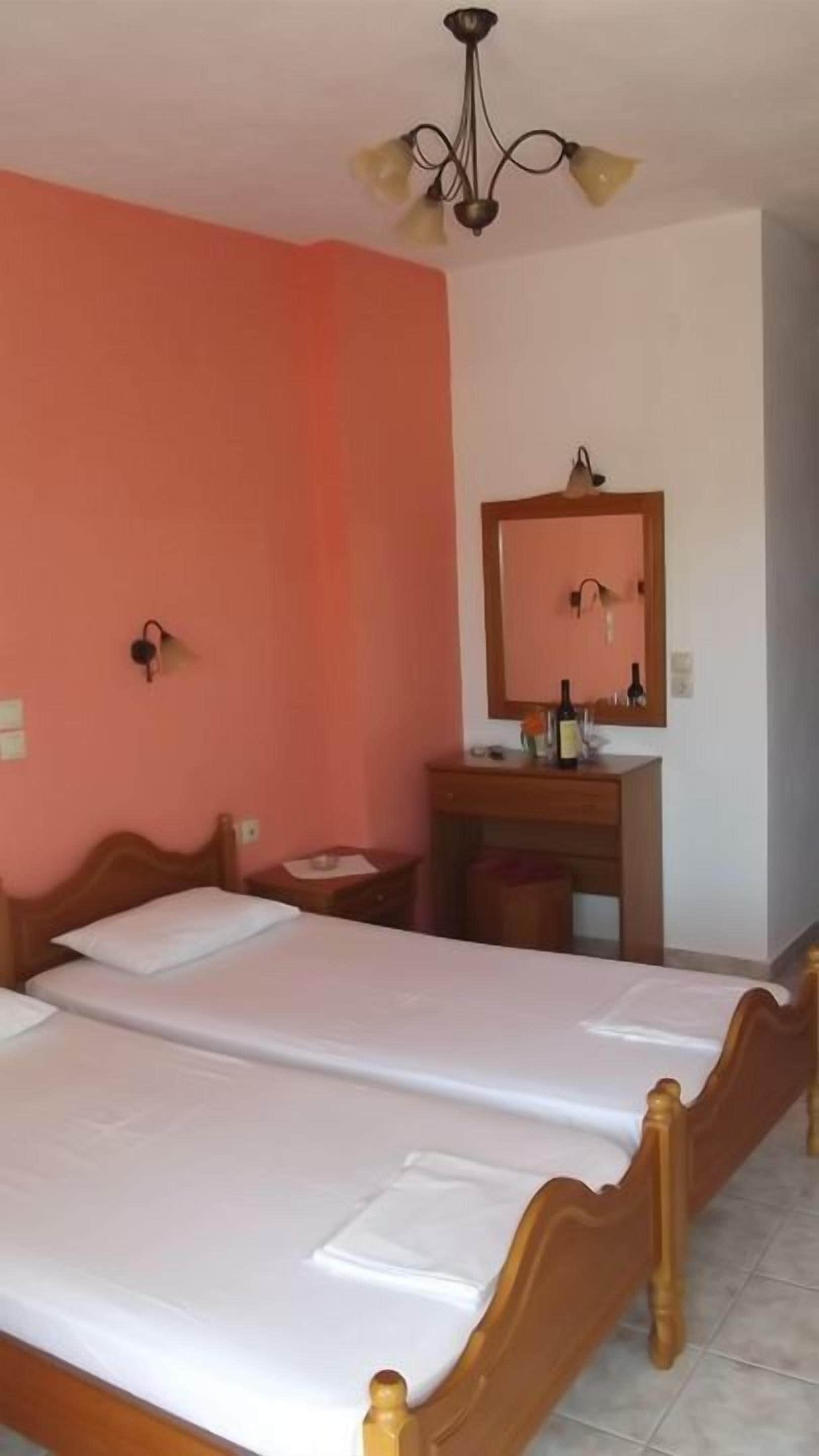 double room, garden view | soundproofing, free wifi, bed sheets