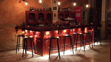 Bar lounge