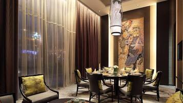 تناول الطعام