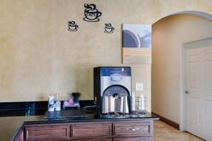 Reception - Eagle Ford Inn (Floresville)