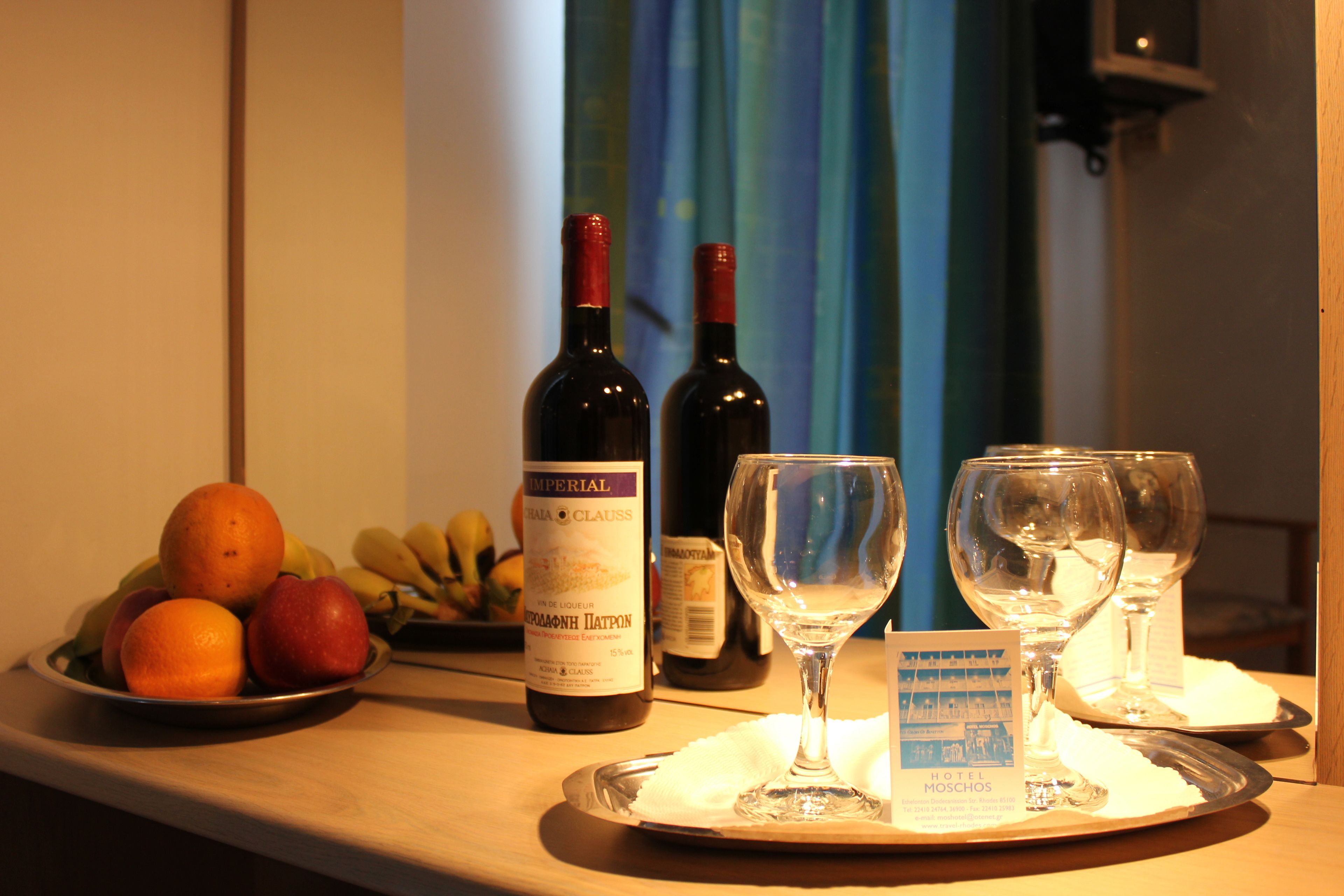 double or twin room | iron/ironing board, cots/infant beds, free wifi