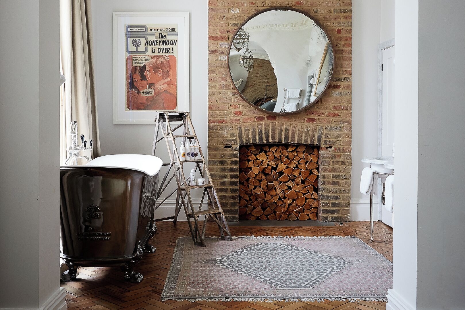 romantic suite | bathroom | eco-friendly toiletries, hair dryer, bathrobes, slippers