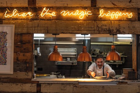 Artist Residence London – Affordable hotel in London