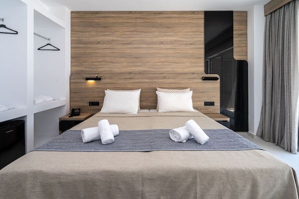 1 habitación y caja de seguridad en la habitación