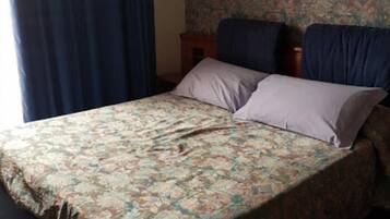 1 slaapkamer, luxe beddengoed, bedden met traagschuimmatrassen