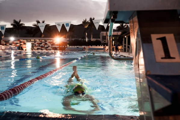 Exercise/lap pool