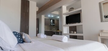 家庭开间套房, 阳台 | 遮光窗帘、隔音、免费婴儿床、免费 WiFi