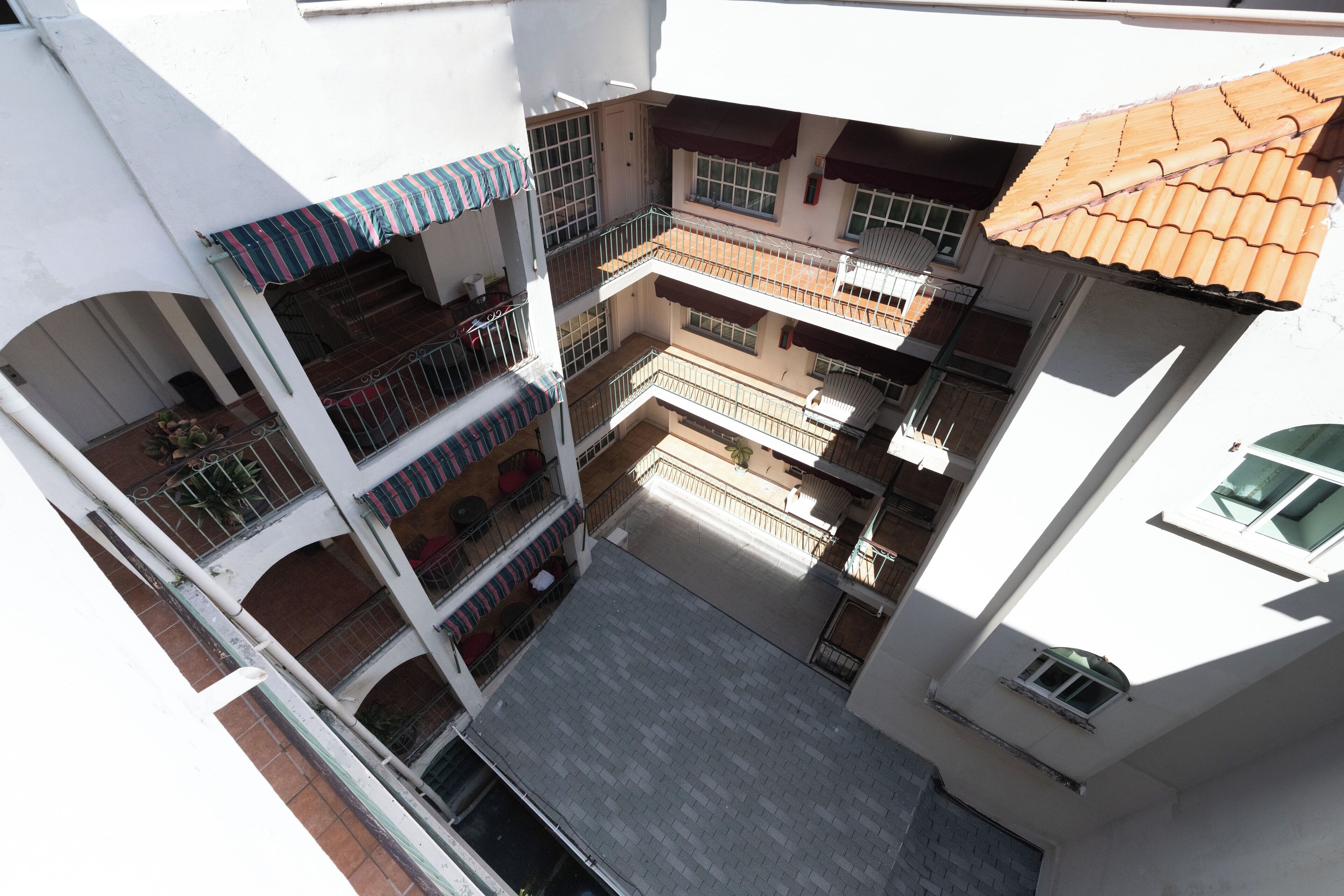 Photo - Boca Inn Hotel & Suites