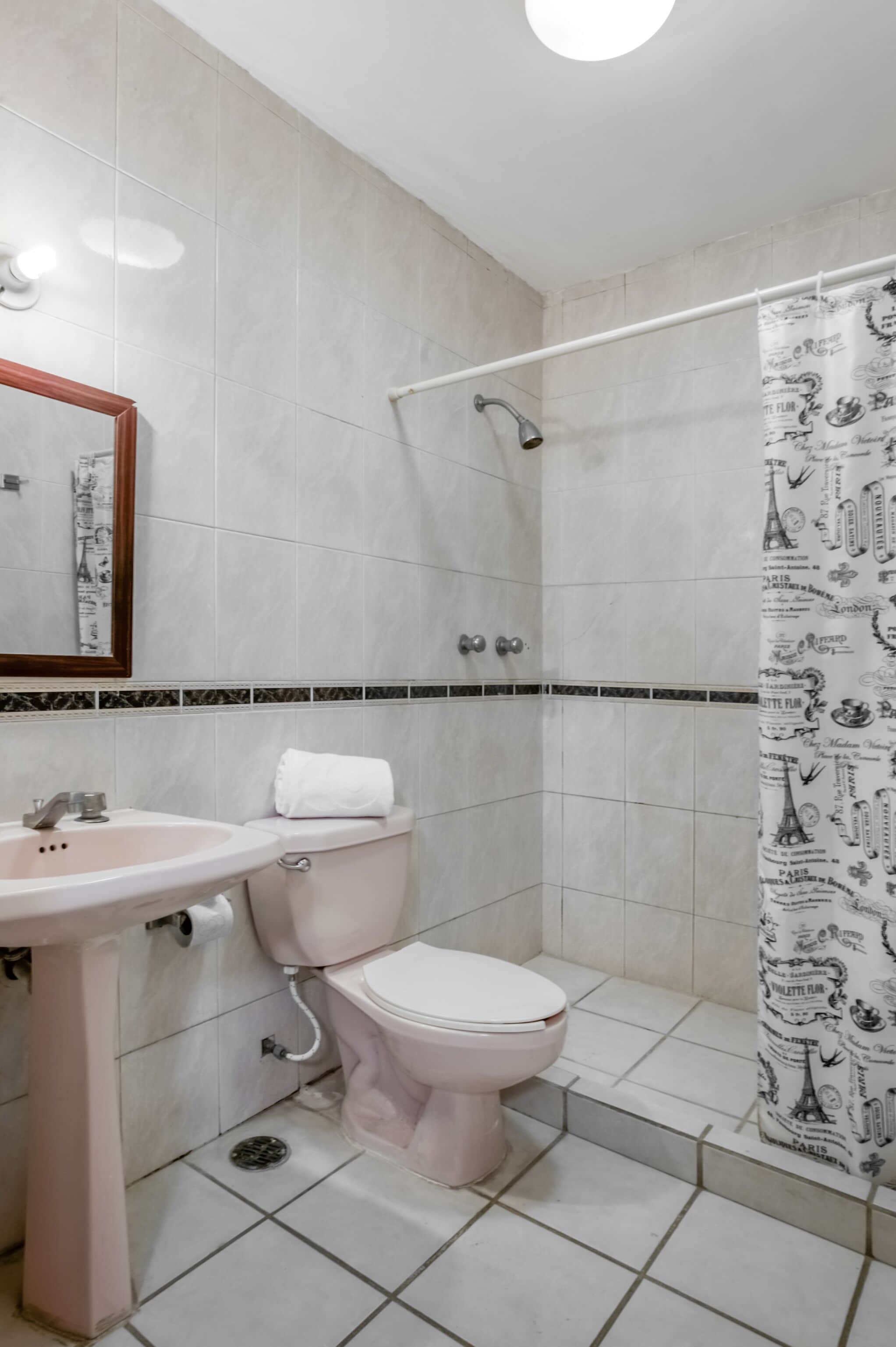 Photo - Boca Inn Hotel & Suites