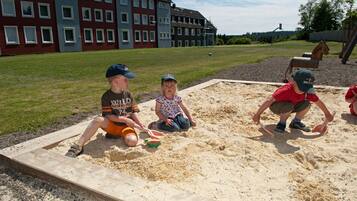 Außen-Kinderspielplatz