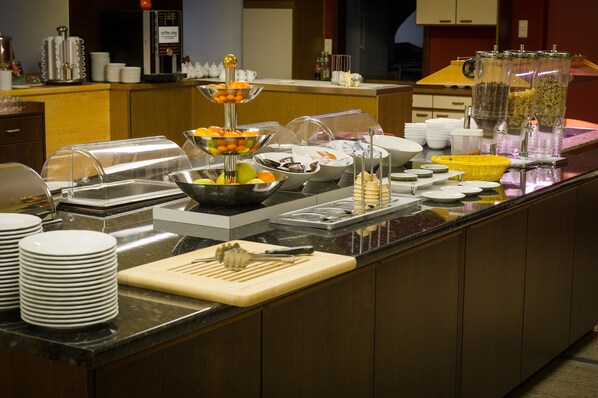 Daily buffet breakfast (EUR 8.50 per person)