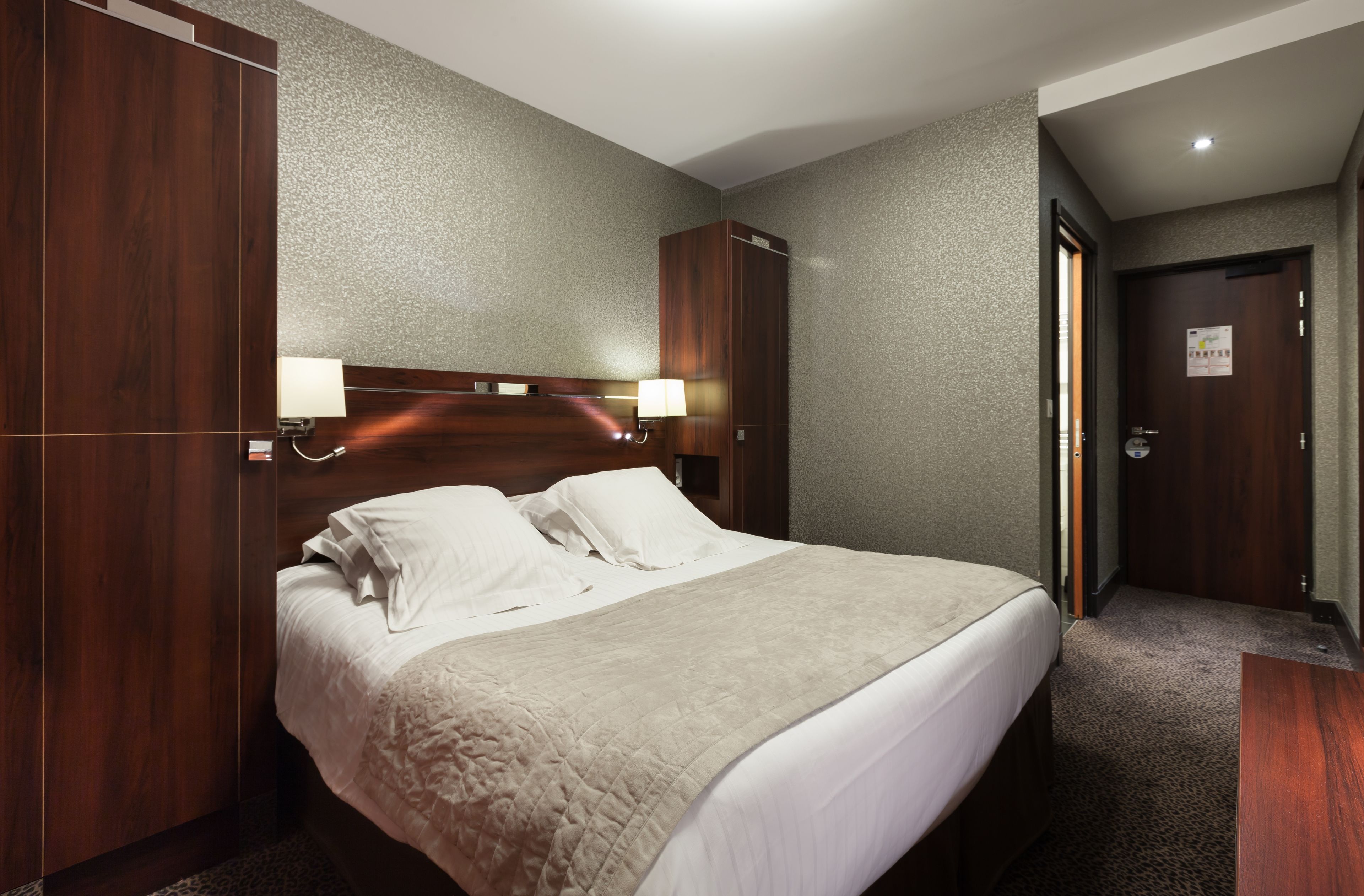 Photo - Ambassadeurs Logis Hotel