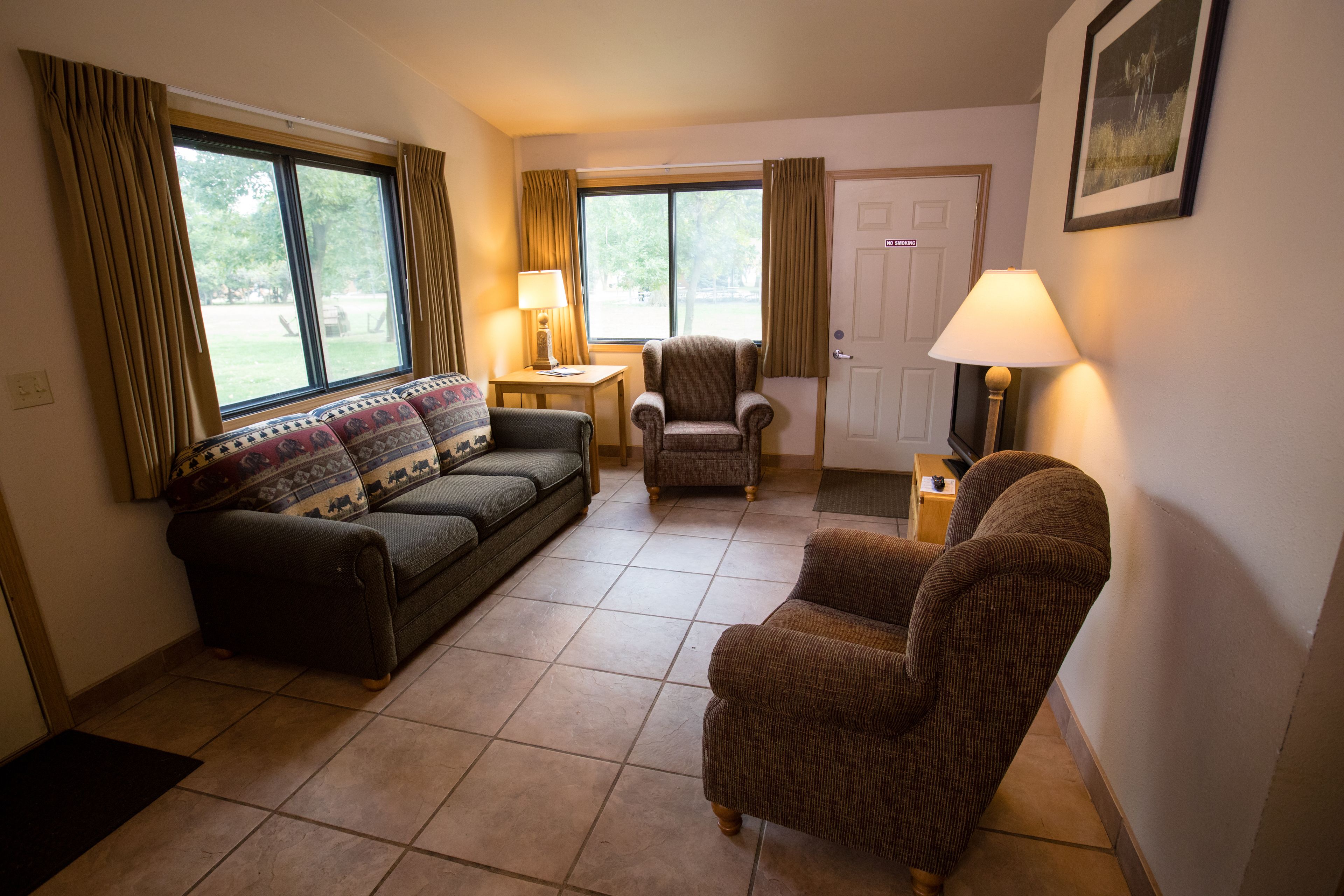 32-inch lcd tv with digital channels, tv