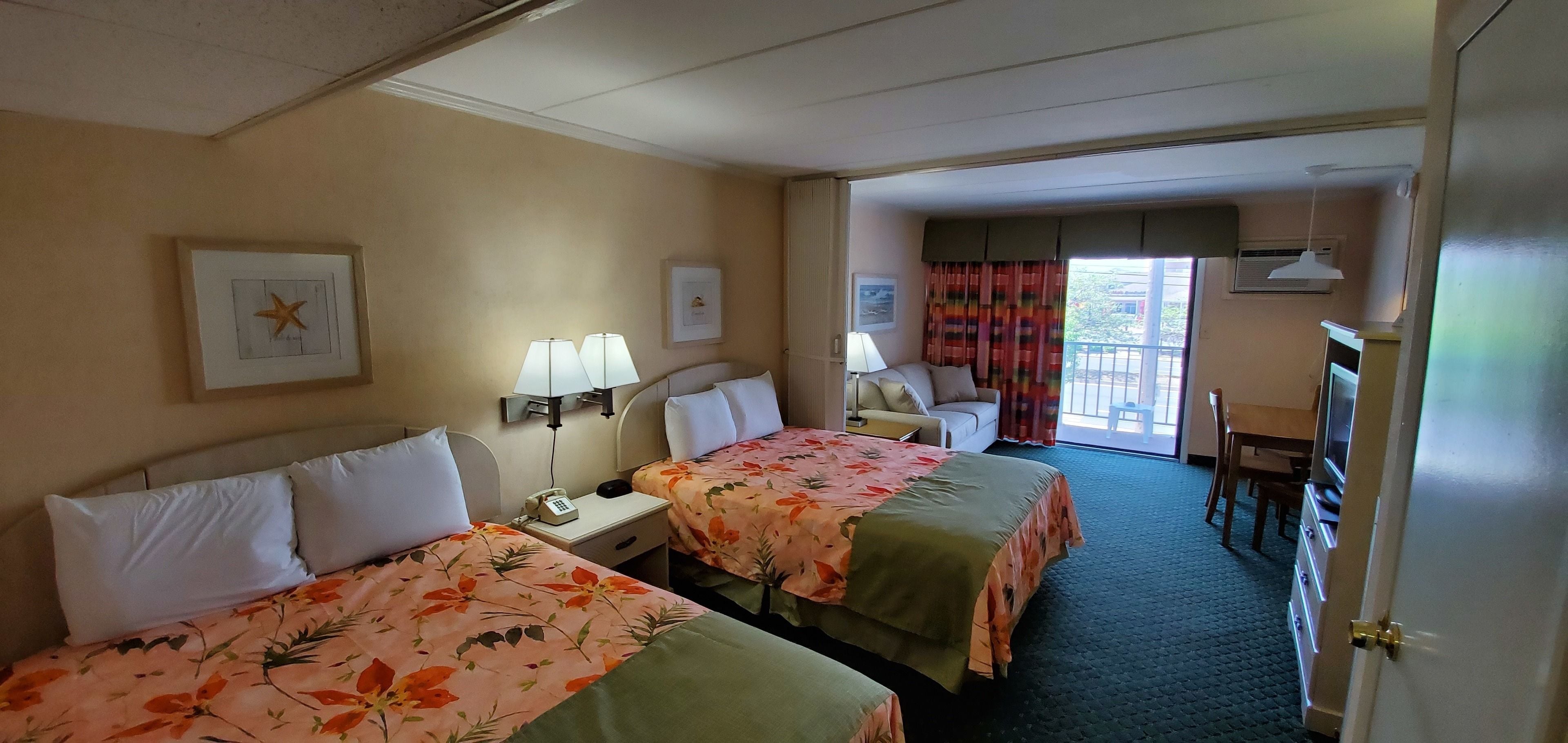 family room, kitchen | individually decorated, individually furnished, blackout curtains