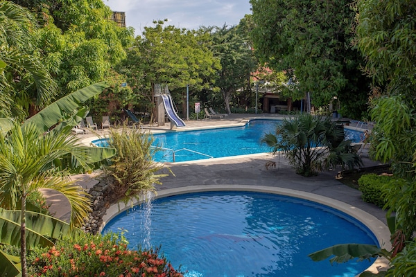 Alberca al aire libre